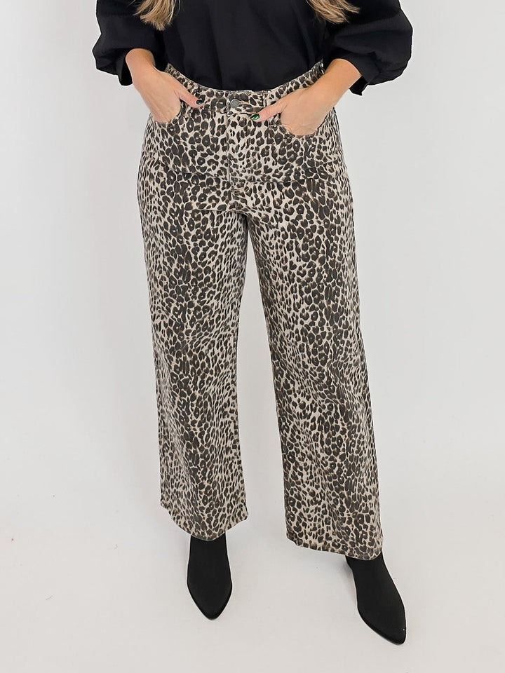 JBD HIGH RISE VINTAGE STRAIGHT JEANS - LEOPARD - 29" INSEAM