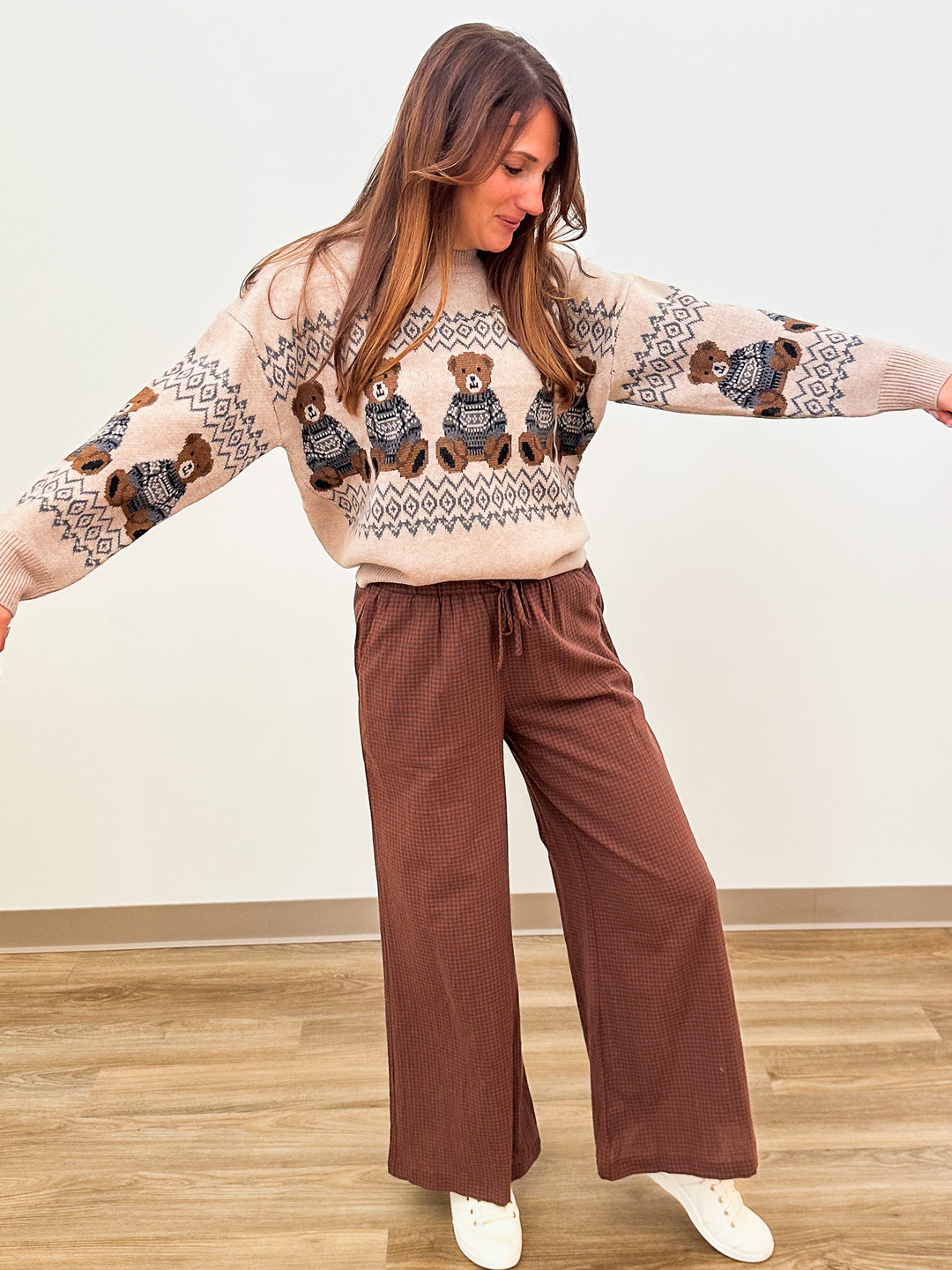 L/S BEAR MOTIF KNIT SWEATER - KHAKI