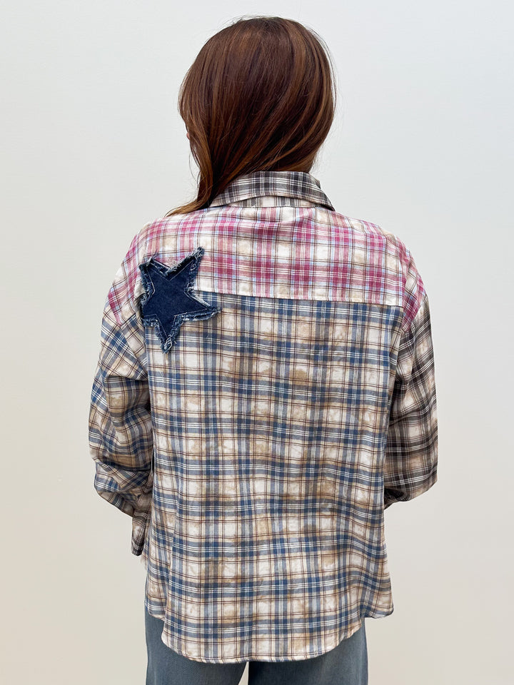 L/S STAR PATCH PLAID BUTTON UP SHIRT - PURPLE MULTI