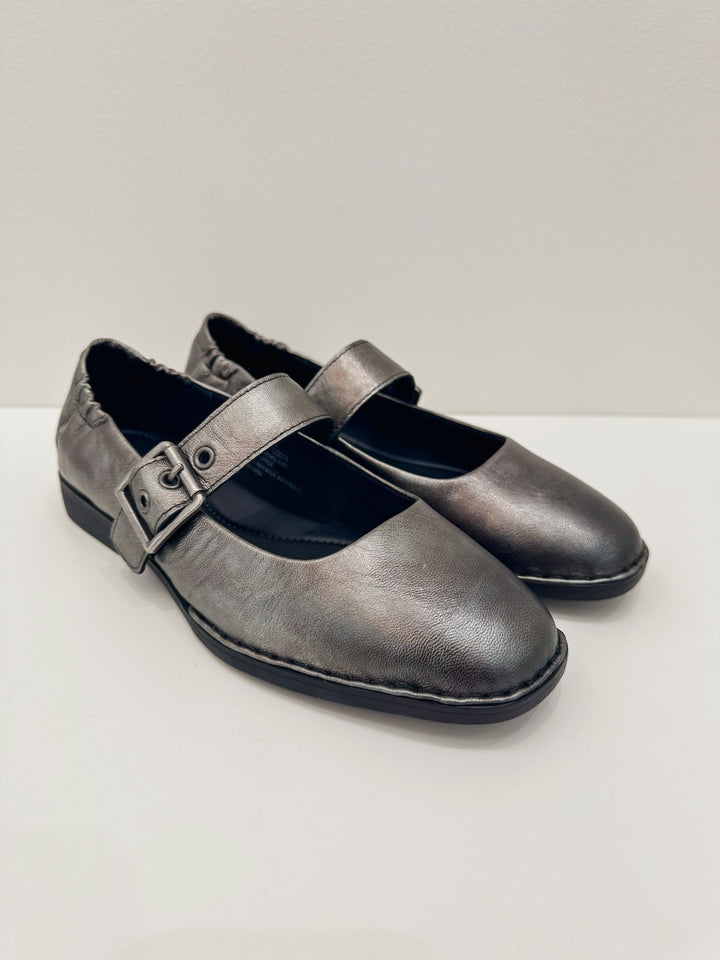 BORN MILLIE SLIP ON BUCKLE SHOES - PEWTER