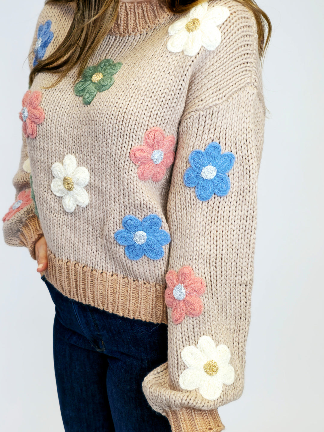 MULTI FLOWER POP SWEATER - TAUPE