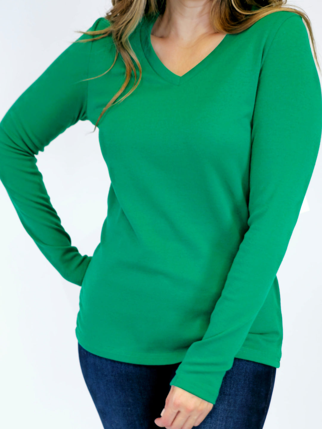 LEAH LONG SLEEVE V-NECK TOP - GREEN