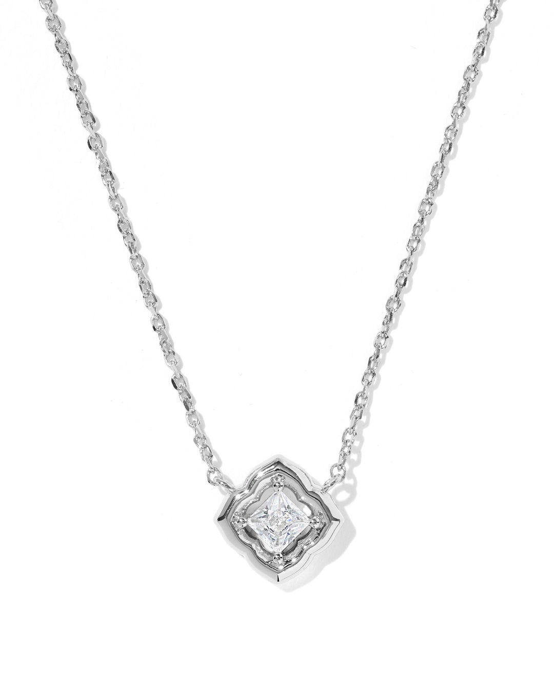 KENDRA SCOTT MALLORY CRYSTAL SHORT PENDANT NECKLACE - SILVER WHITE