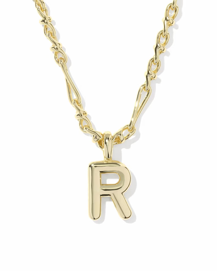 KENDRA SCOTT BUBBLE LETTER R SHORT PENDANT NECKLACE - GOLD