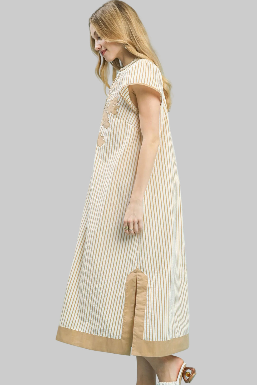 SHORT FLUTTER SLEEVE LACE TRIM STRIPED MIDI DRESS - LATTE