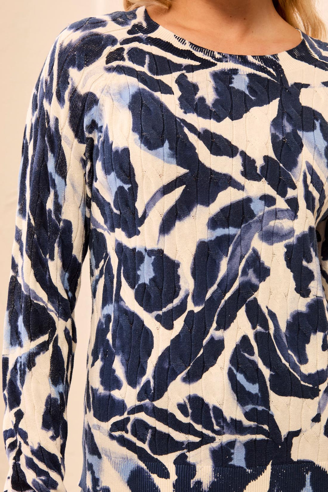 LONG SLEEVE PRINTED CABLE COTTON CREW NECK SWEATER - BLUE FOG
