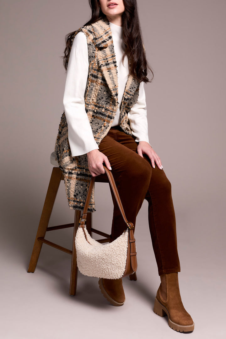 WIDE NOTCH COLLAR BUTTON FRONT VEST - SANDSTONE