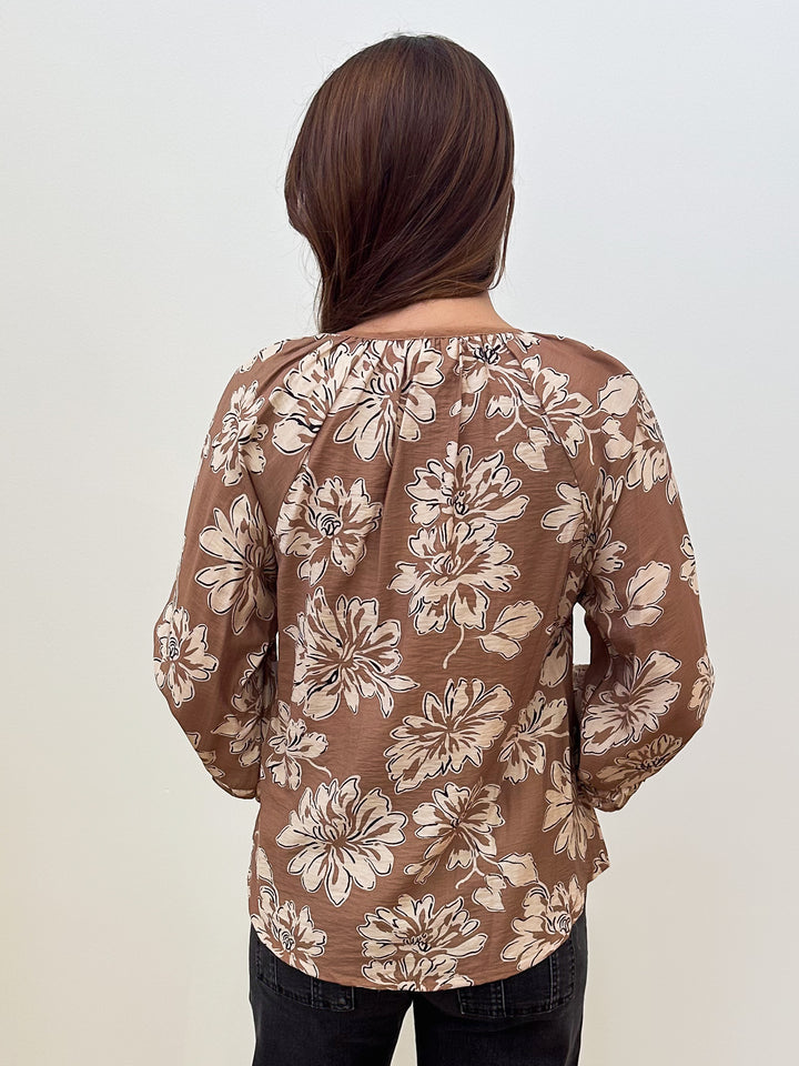 RUFFLE L/S FLORAL BUTTON DOWN BLOUSE - CHESTNUT