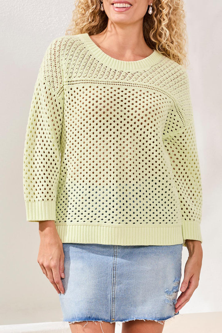 3/4 SLEEVE SWEATER W/OPEN STITCH DETAIL - LIME CREAM