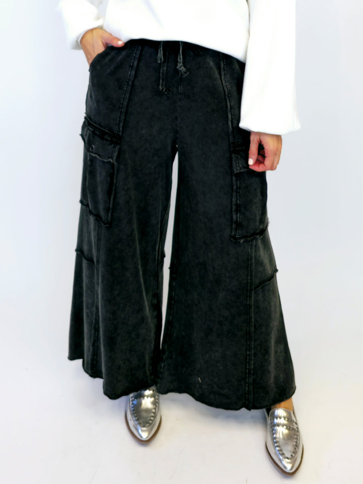 FEELING GOOD UTILITY PULL ON PANTS - BLACK