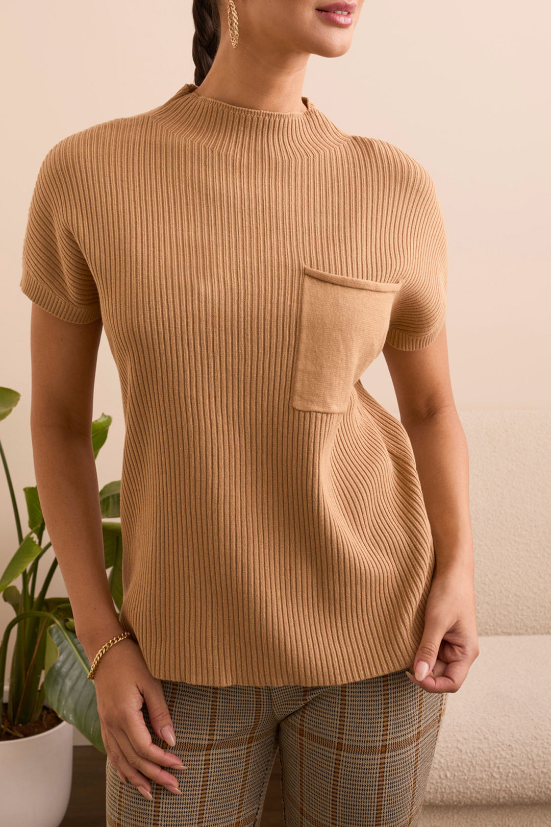 SHORT SLEEVE DOLMAN SWEATER W/POCKET - ICE LATTE