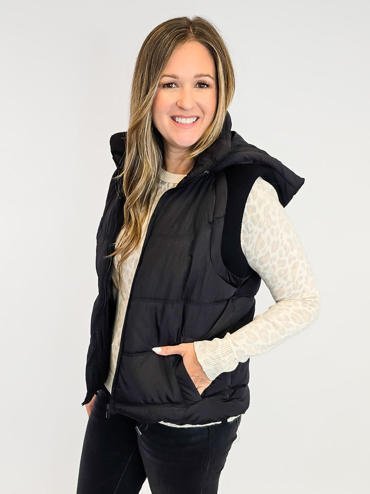 HOODED PUFFER VEST W/SWEATER RIB DETAIL - BLACK