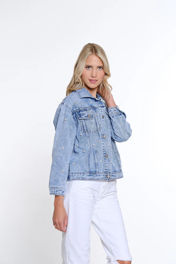 CUFFED L/S BUTTON FRONT OVERSIZED JEAN JACKET - LIGHT DEMIN W/PEARLS