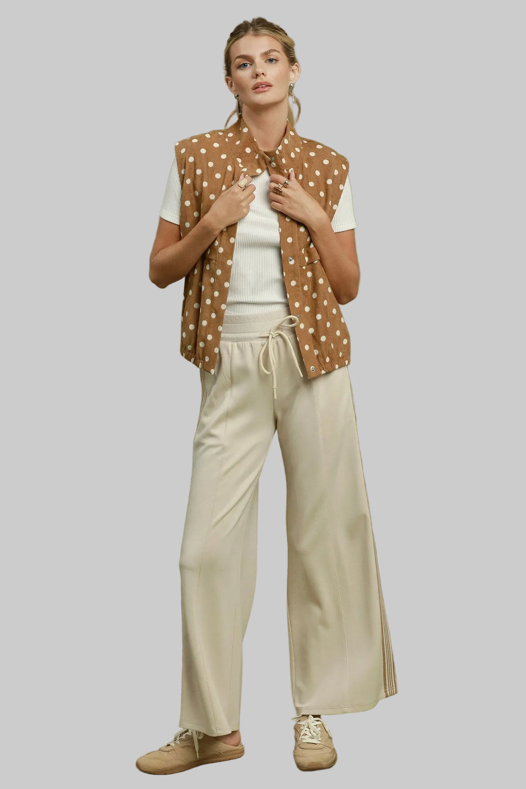 POLKA DOT HIGH NECK UTILITY VEST - CAMEL