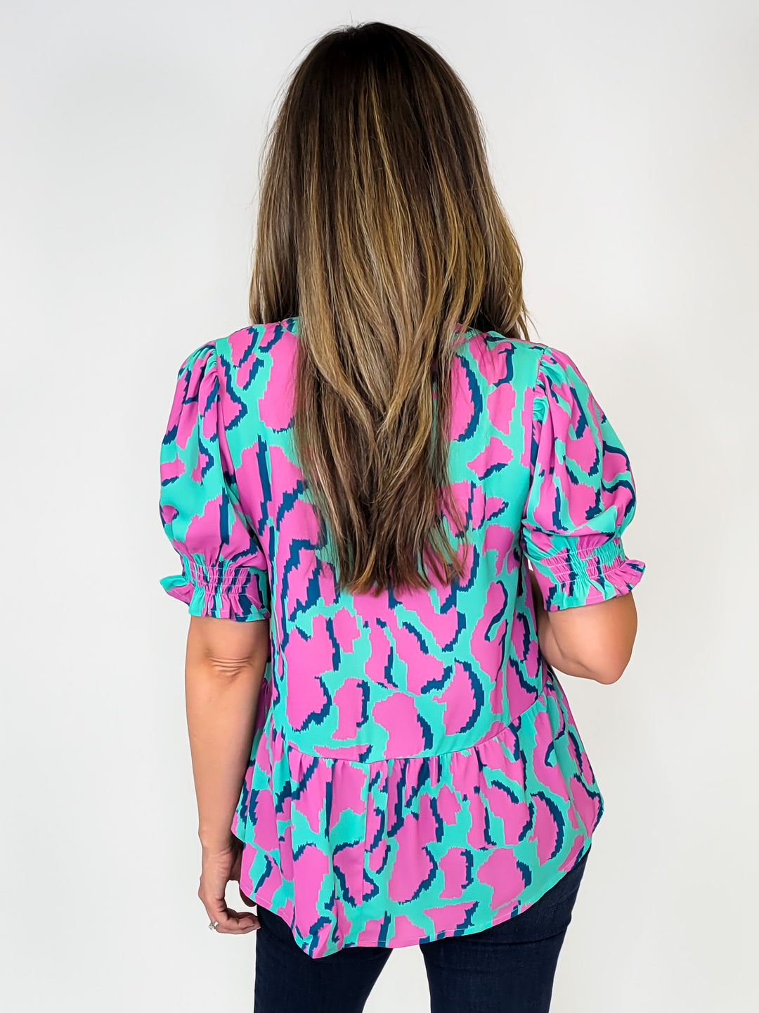 MULTI COLOR LEOPARD PRINT NOTCHED NECK TOP - EMERALD GREEN