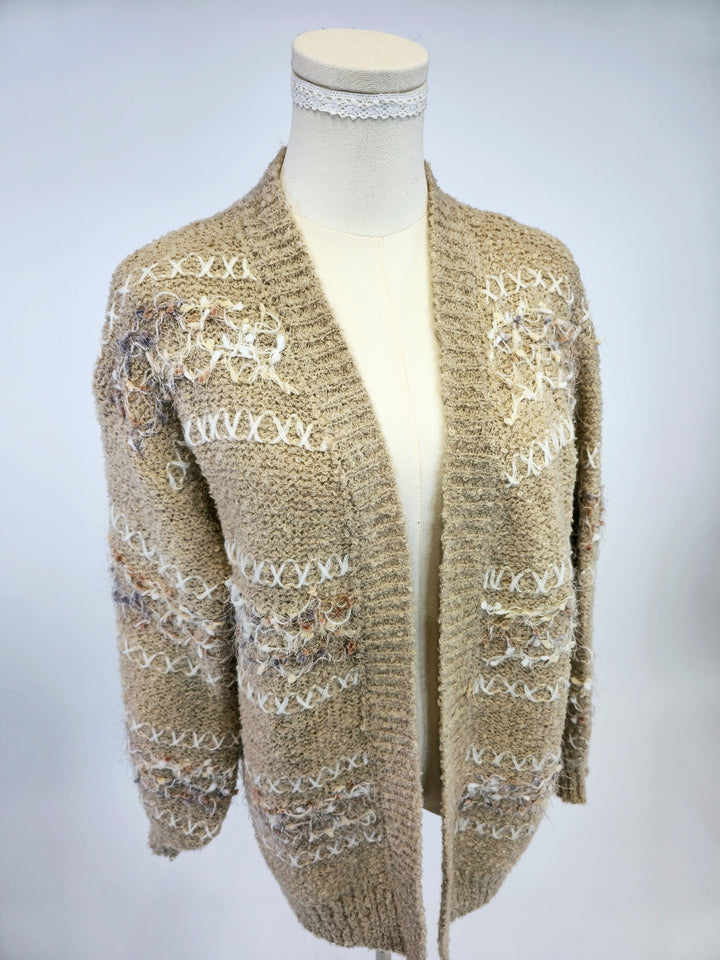 CARDIGAN W/KNIT PATTERN - MOCHA