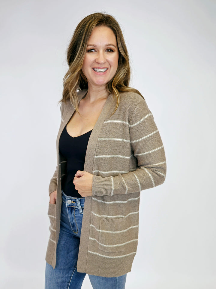 STRIPED CARDIGAN W/POCKETS - MOCHA