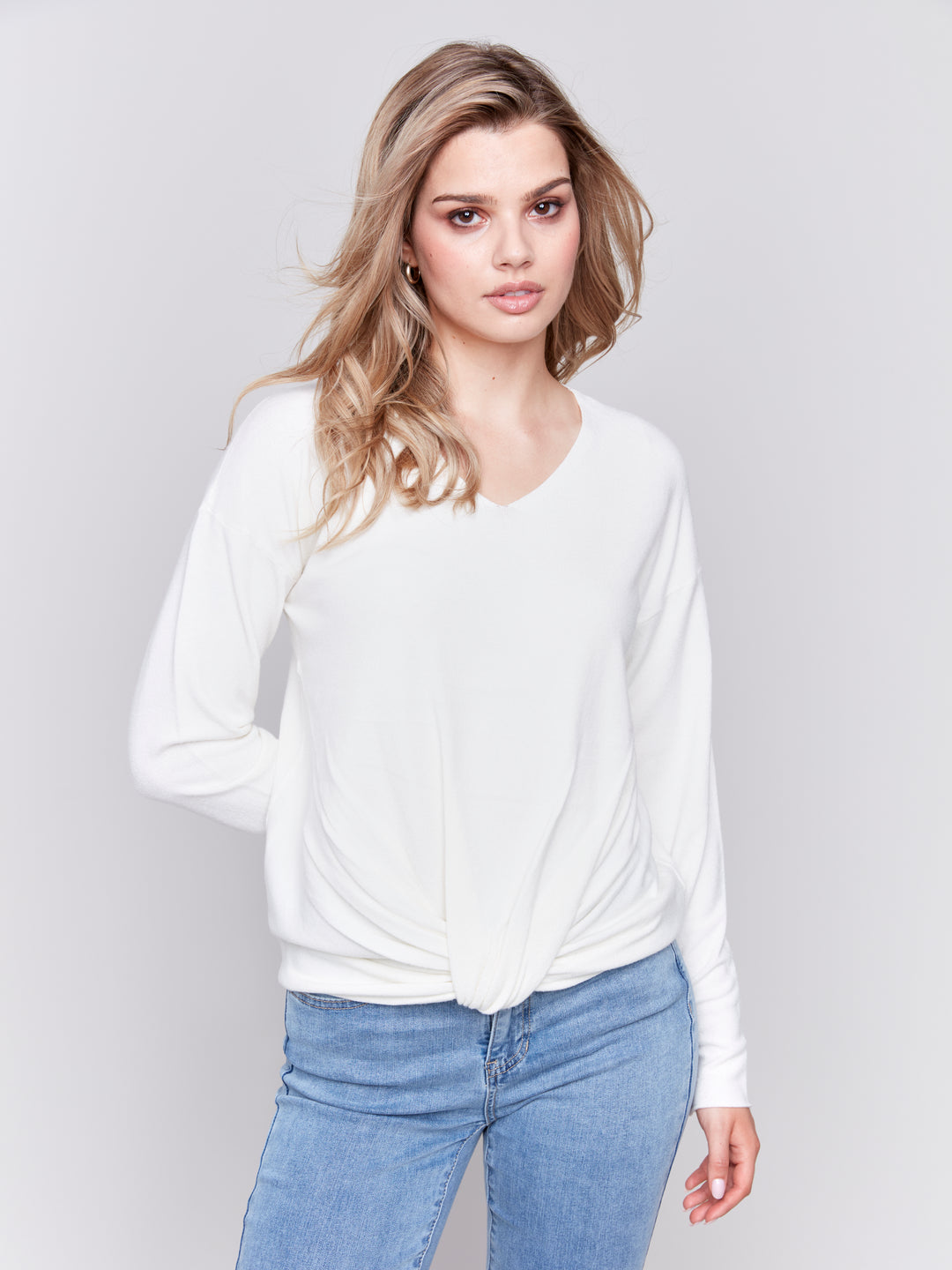 LONG SLEEVE V-NECK TOP WITH FRONT KNOT - ECRU