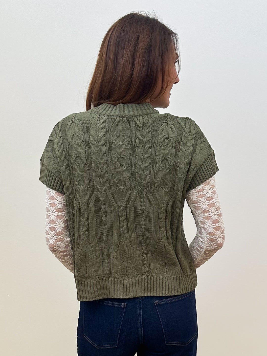 SHORT SLEEVE DROPPED SHOULDER CABLE KNIT SWEATER - OLIVE