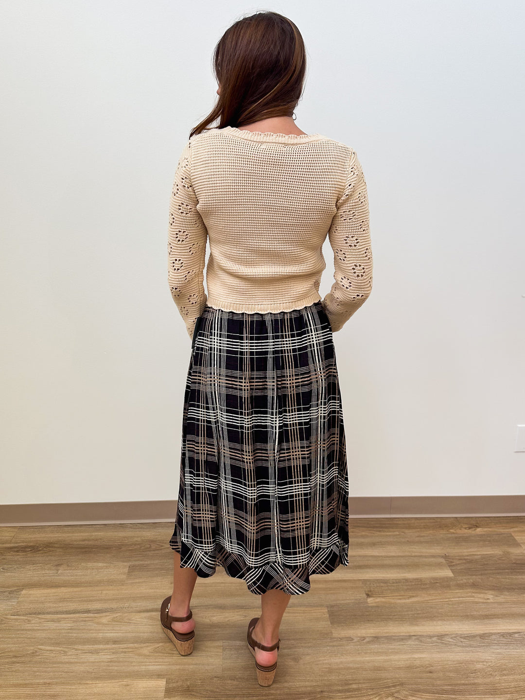 PLAID RUFFLE HEM MIDI SKIRT - BLACK