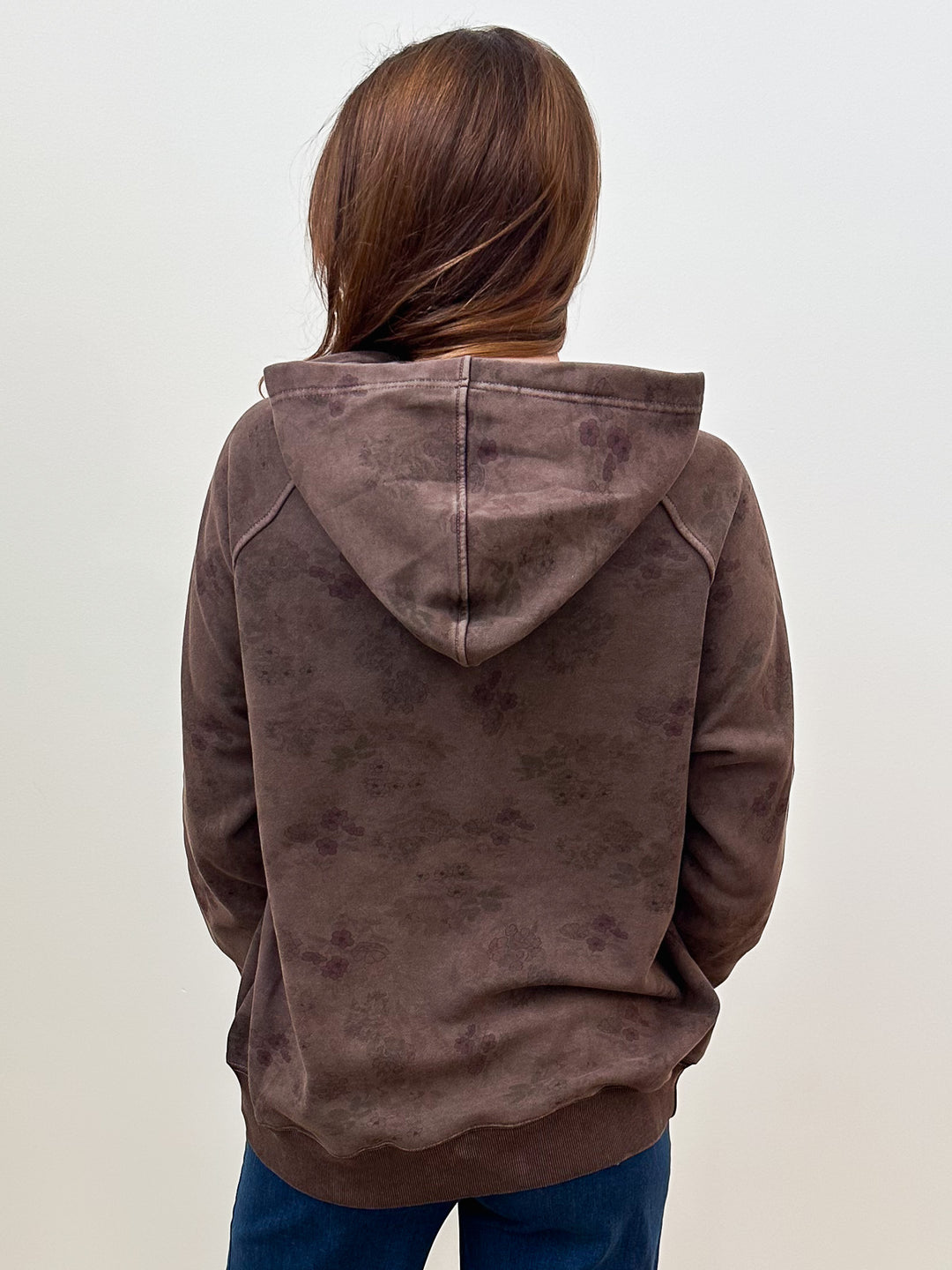 BRUSHED TERRY FLORAL HOODIE PULLOVER - CHOCOLATE BROWN