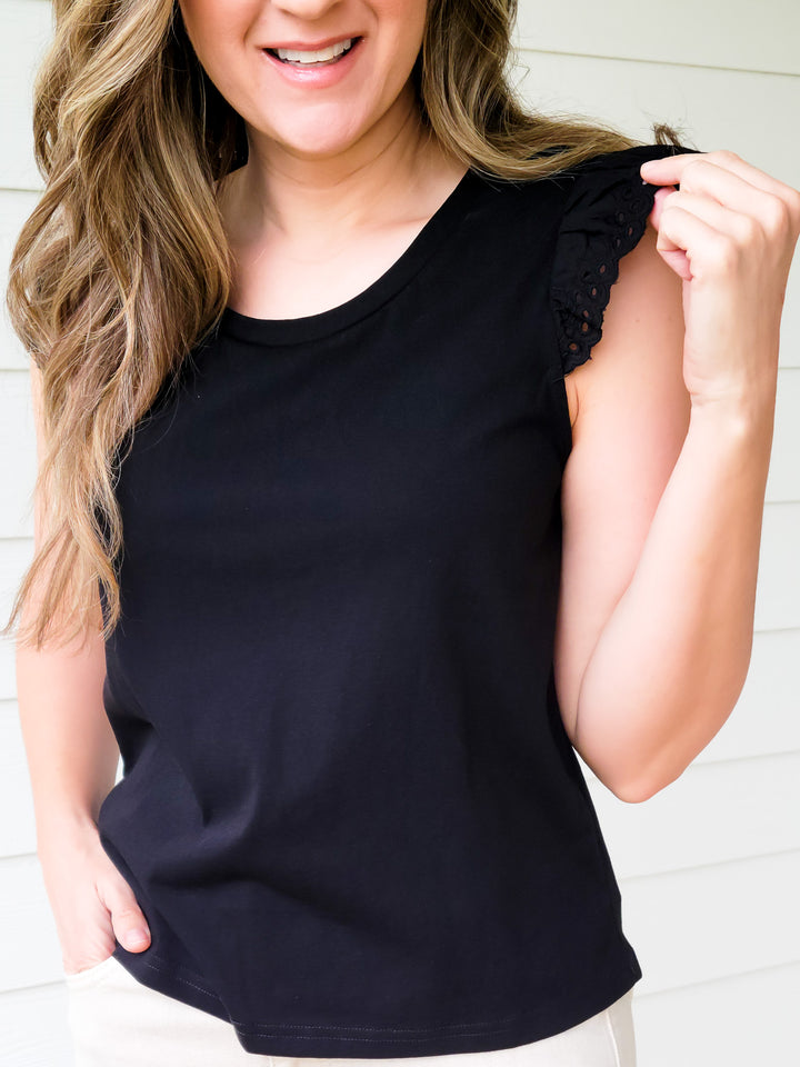 LACE SLEEVE TOP - BLACK