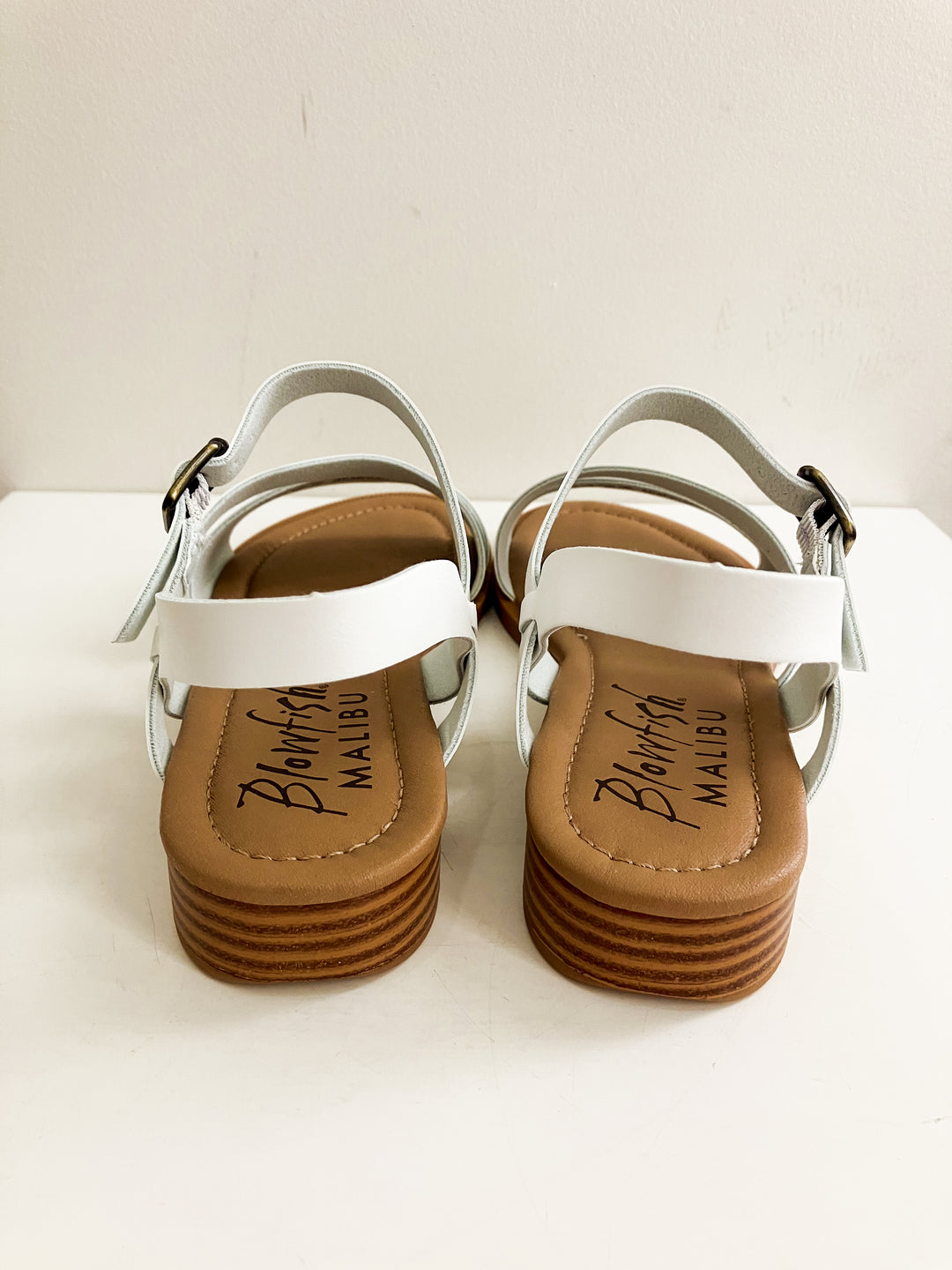 BLOWFISH ARROW STRAPPY FLAT SANDAL - WHITE