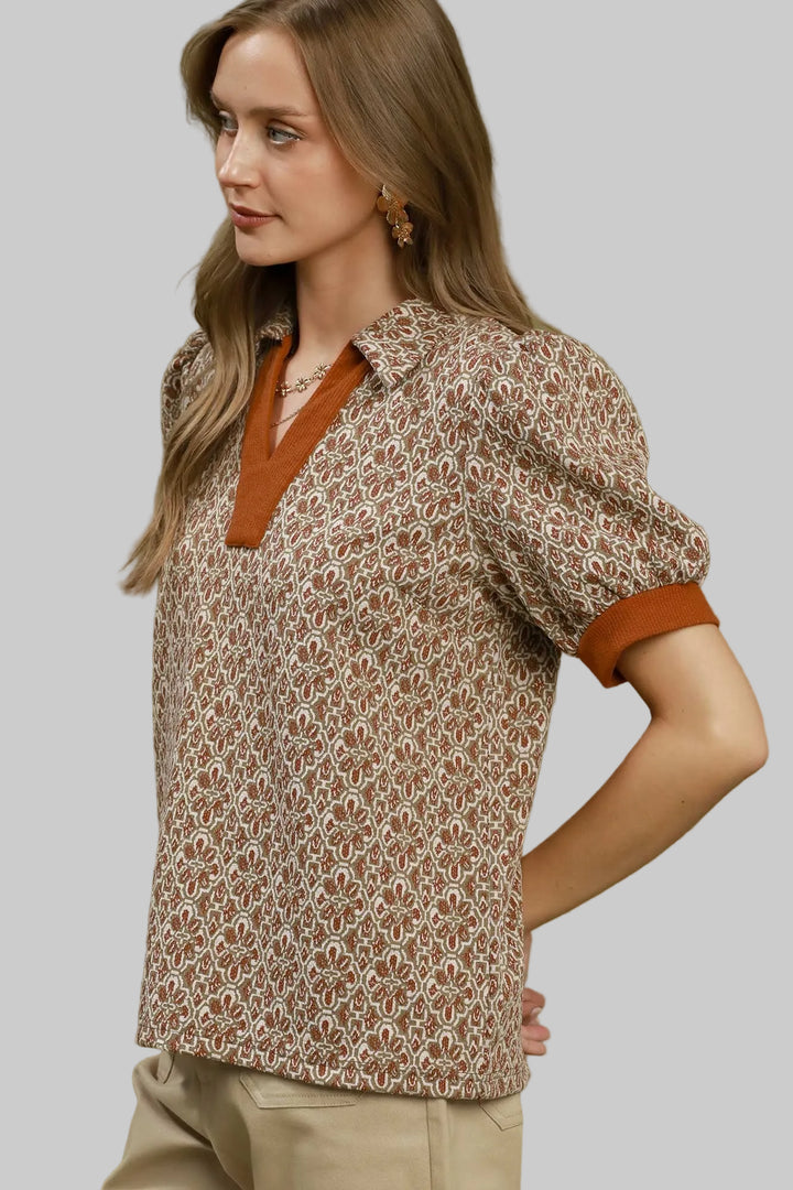 PUFF SHORT SLEEVE COLLARED COLOR BLOCK TOP - CHESTNUT