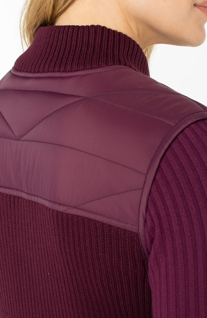 SLEEVELESS QUILTED FRONT FULL ZIP SWEATER VEST - WINE BERRY