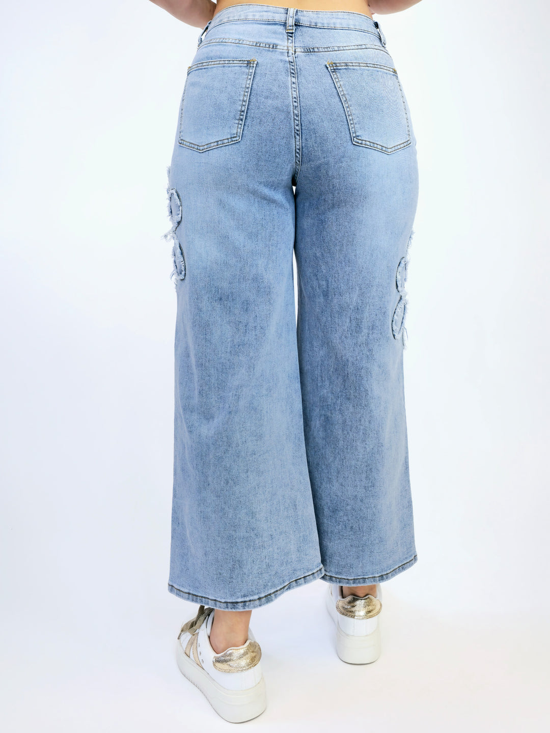 FLOWER PATCH PANTS - WASHED DENIM