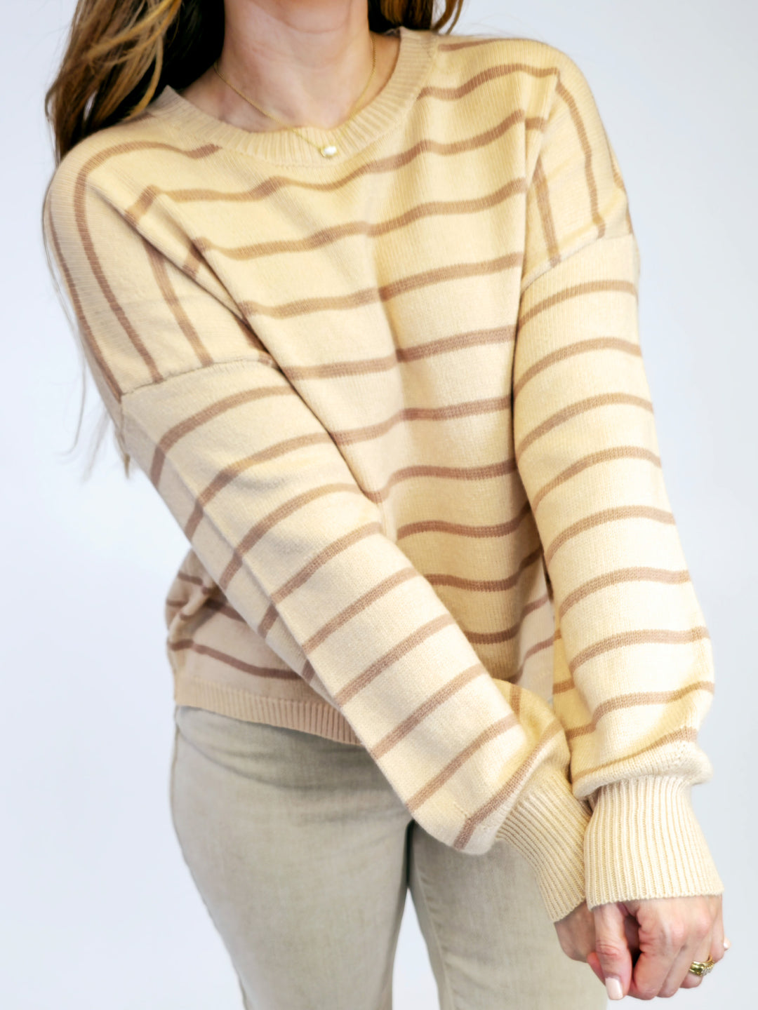 STRIPED LONG SLEEVE PULLOVER - MOCHA