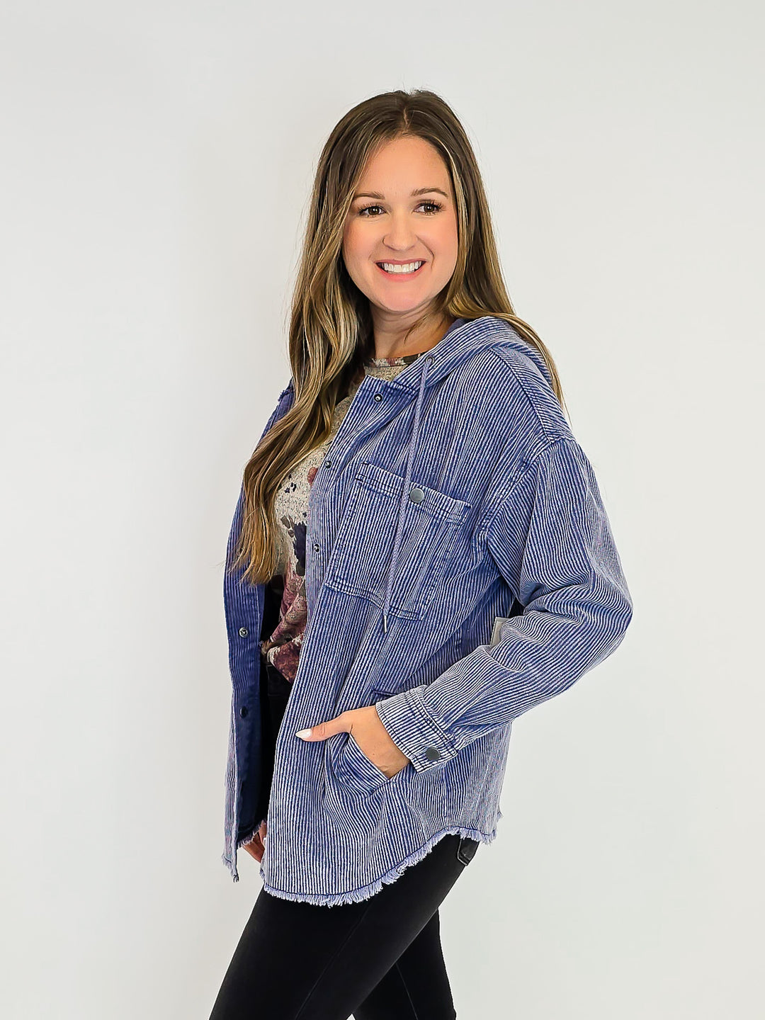 ACID WASH CORDUROY HOODED SHACKET - BLUE