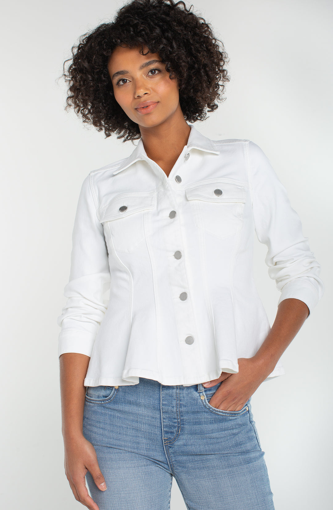 FIT AND FLARE TRUCKER JACKET - BRIGHT WHITE
