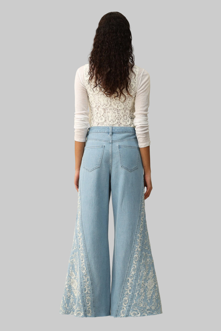 BAYEAS HR EMBROIDERED FLARE JEANS - LIGHT BLUE - 29.5" INSEAM
