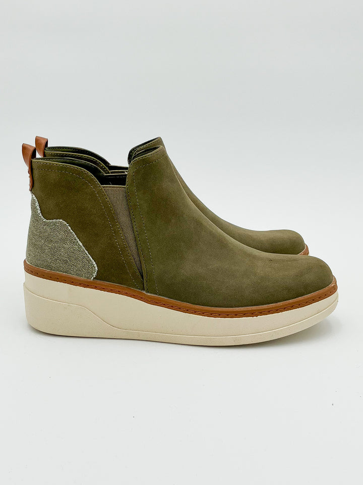 BLOWFISH CHARMING WEDGE PULL ON SNEAKER - OLIVE