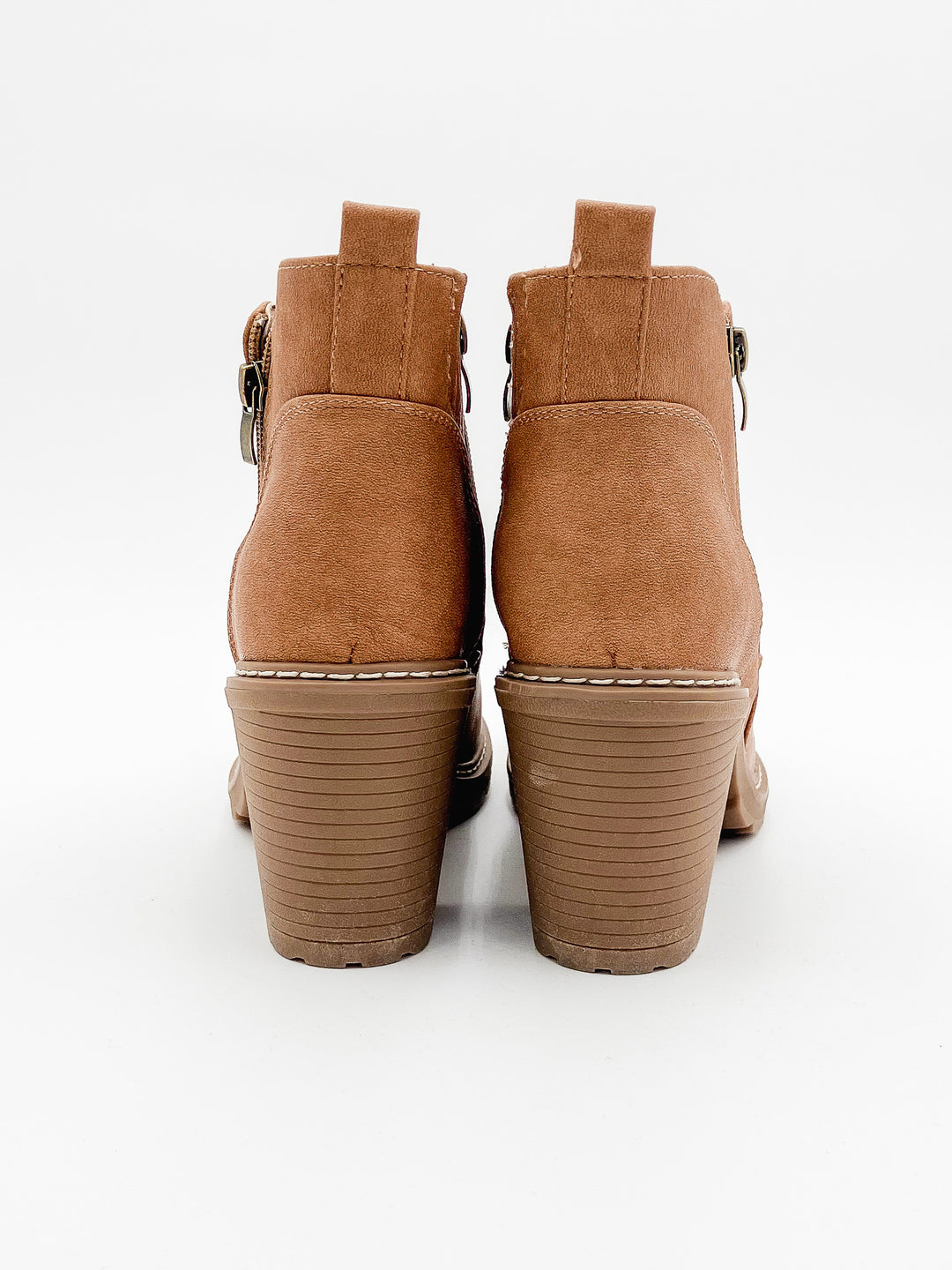 CORKY'S 'ROCKY TOP' ZIP UP BOOTIE - CAMEL