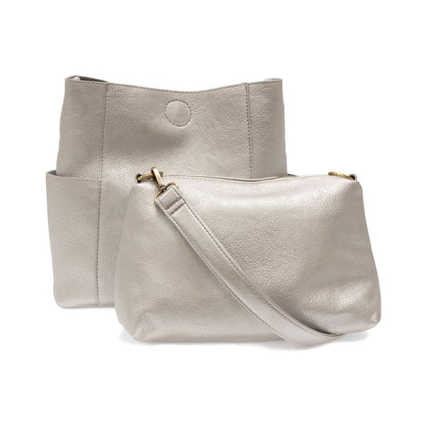 KAYLEIGH BUCKET BAG W/SIDE POCKET - METALLIC SILVER