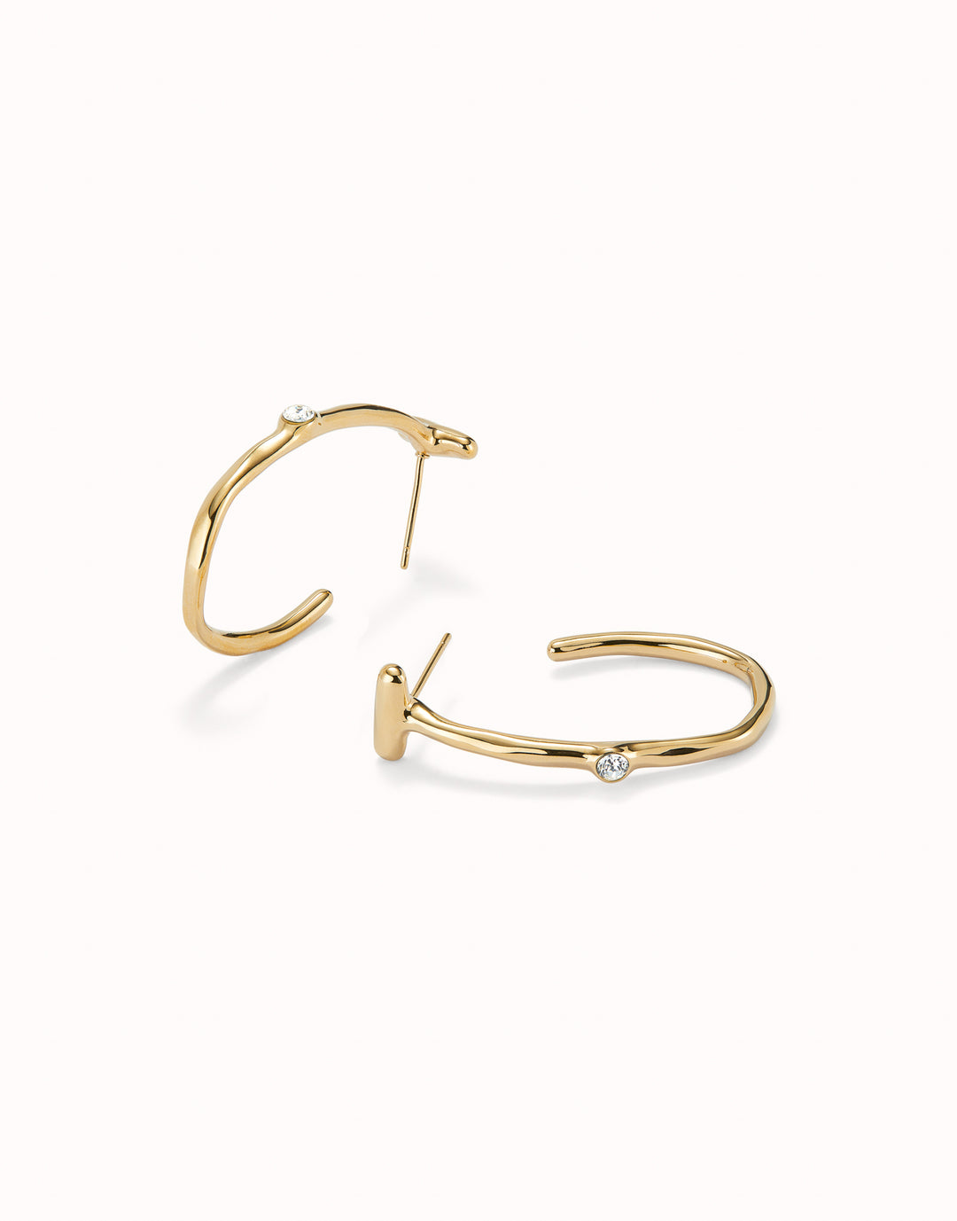 UNO DE 50 SER INODMABLE HOOP EARRINGS - GOLD