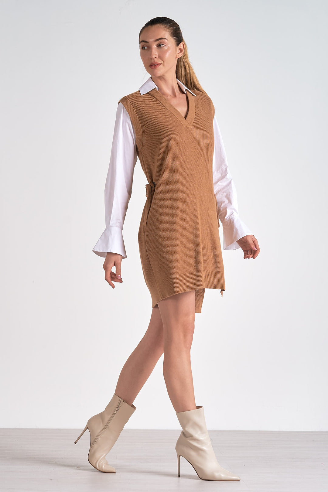 NIA V-NECK SWEATER & SHIRT DRESS - TAN