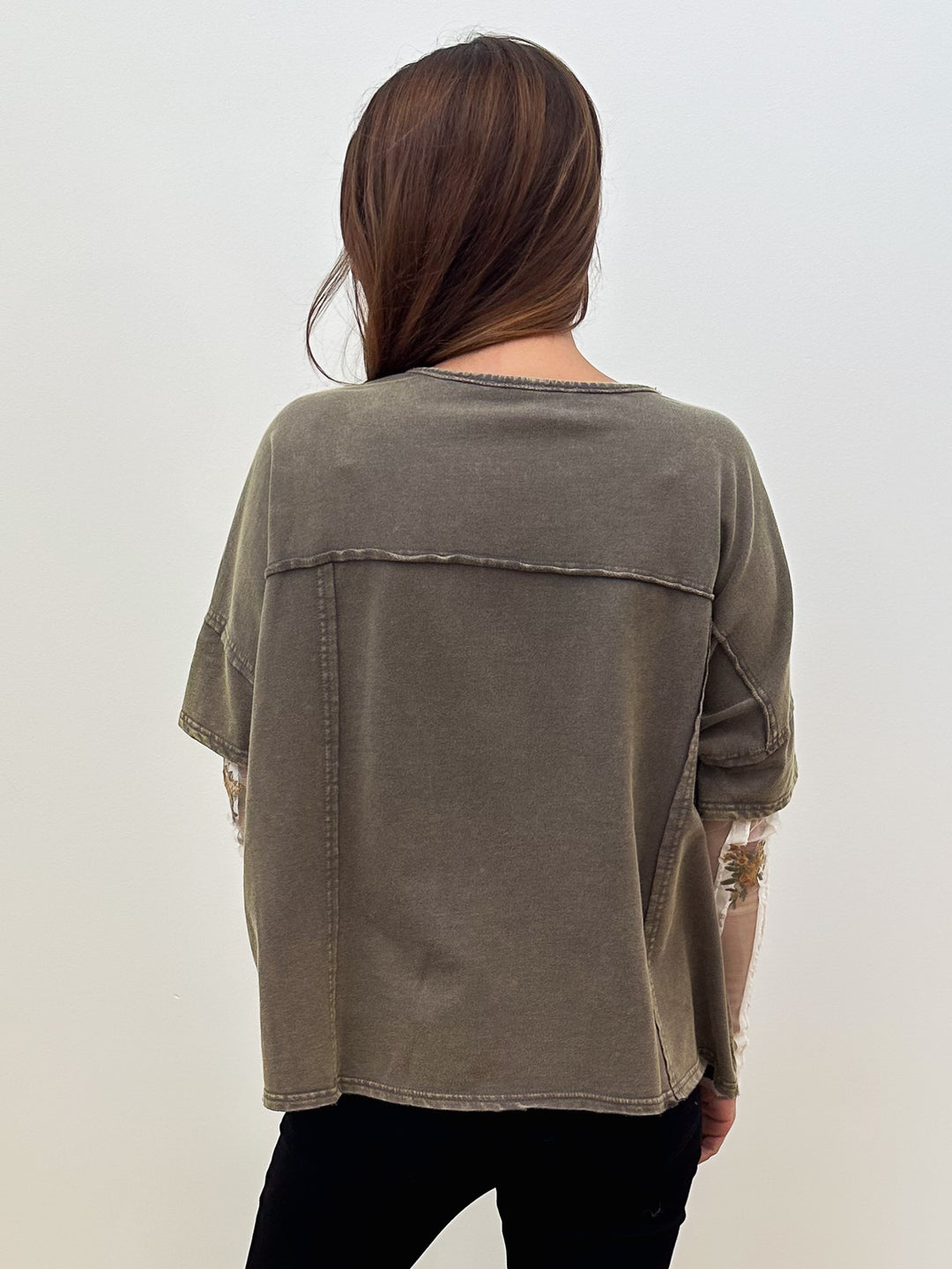 OVERSIZED PEACE PATCH WASHED KNIT TOP - ASH