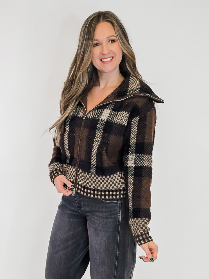 PLAID KNIT ZIP UP JACKET - BROWN