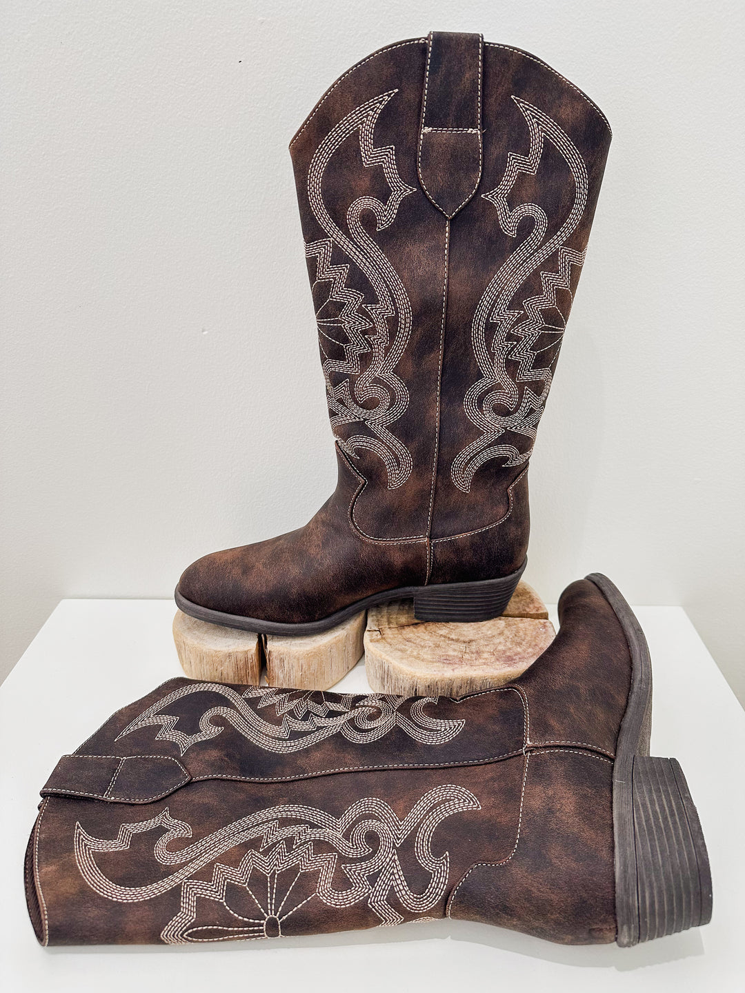 BLOWFISH STUTTER WESTERN BOOT - WHISKEY