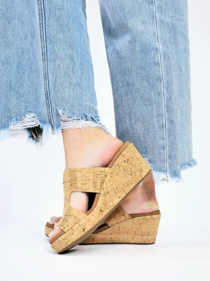 CORKY'S 'PUCKER UP' WEDGE SANDAL - SQUARE CORK