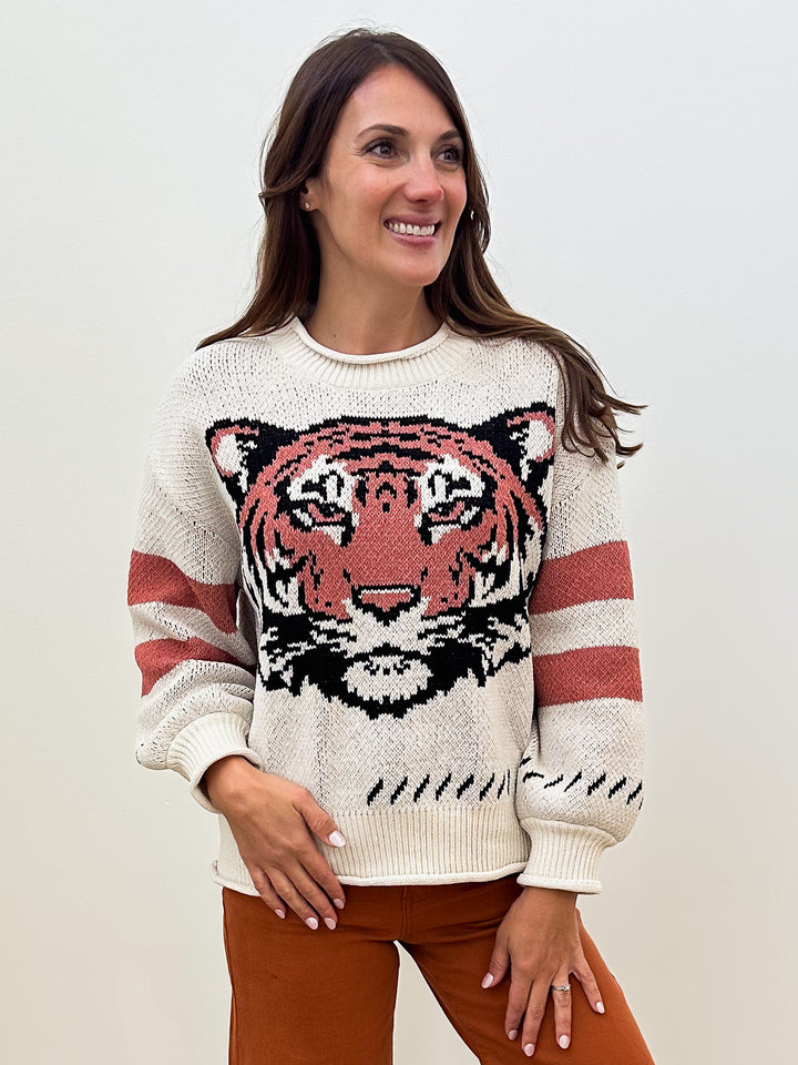 L/S TIGER CREW NECK KNIT SWEATER - IVORY