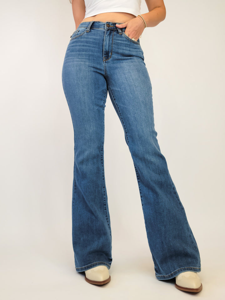 JUDY BLUE HIGH WAIST CLASSIC FLARE - MEDIUM WASH - 33.5" INSEAM