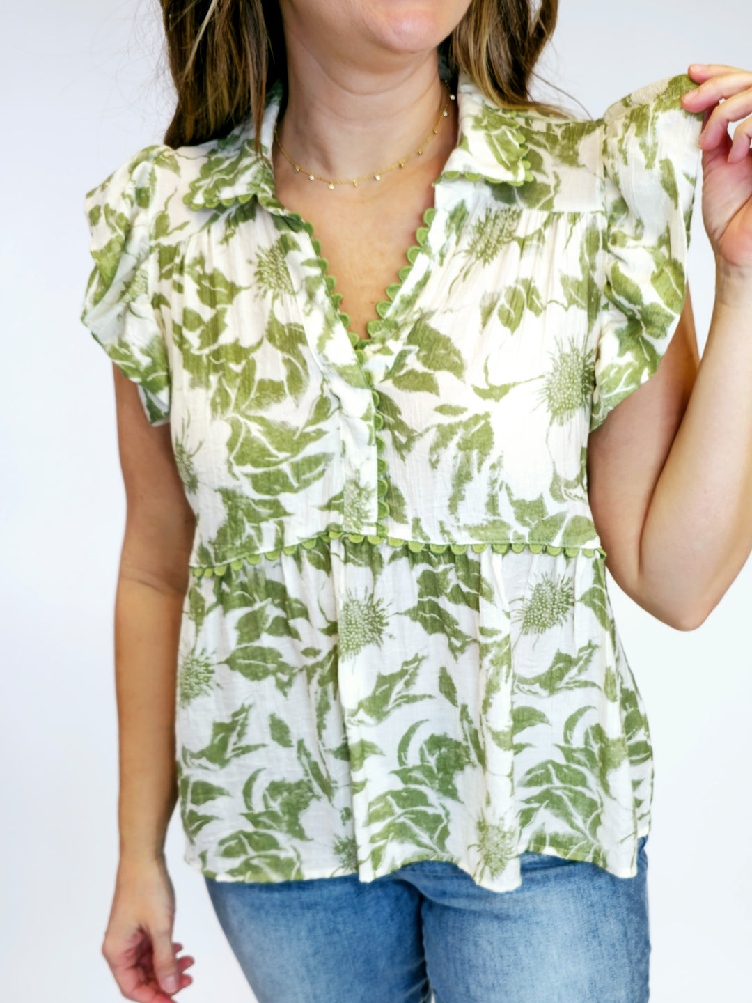 BOTANICAL PRINT BABY DOLL TOP W/CAP SLEEVES - GREEN