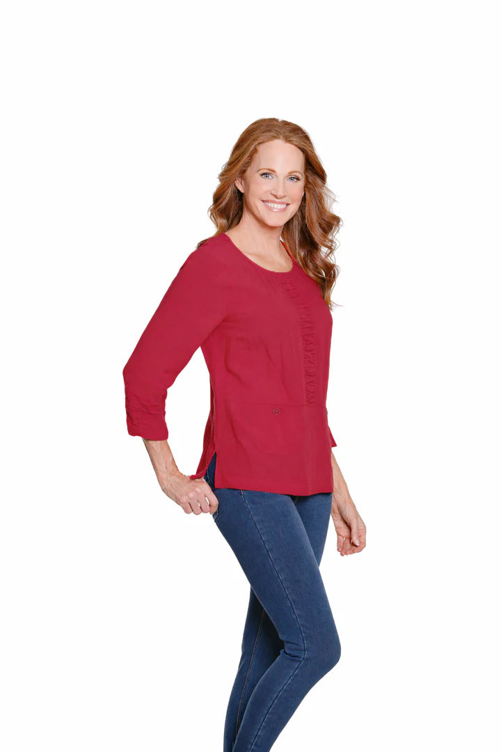 3/4 SHIRRED SLEEVE SCOOP NECK SHIRRED FRONT TOP - FIERY RED