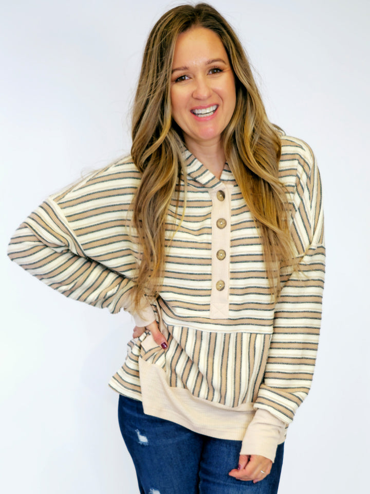 TEXTURED STRIPED JACQUARD HOODED SWEATSHIRT - IVORY