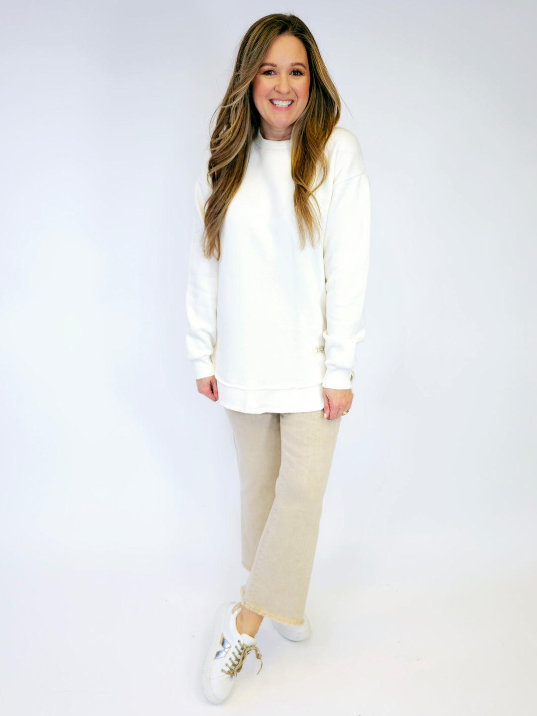 SOUTHERN COUTURE COMFY ROUND HERE TOP - IVORY