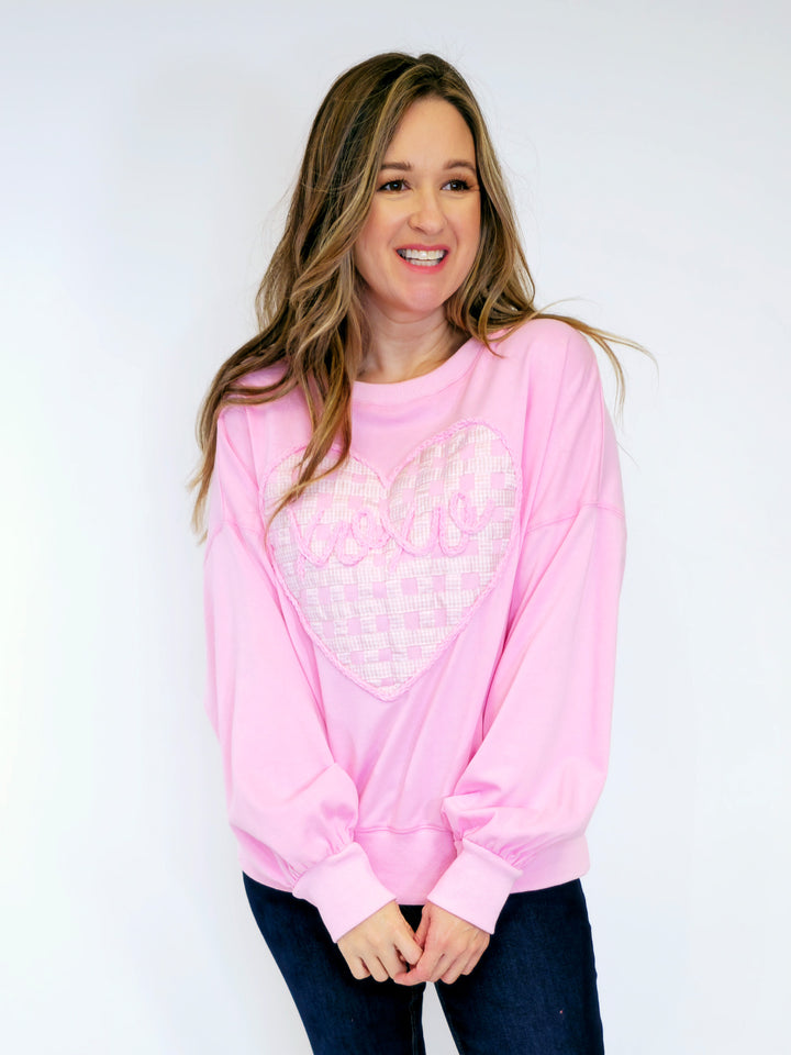 HEART GINGHAM & XOXO OVERSIZED SWEATSHIRT - LIGHT PINK